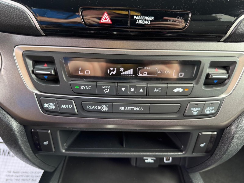 Honda Passport Vehicle Image 21