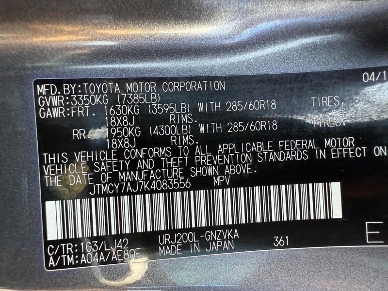 Toyota Land Cruiser Vehicle Image 28