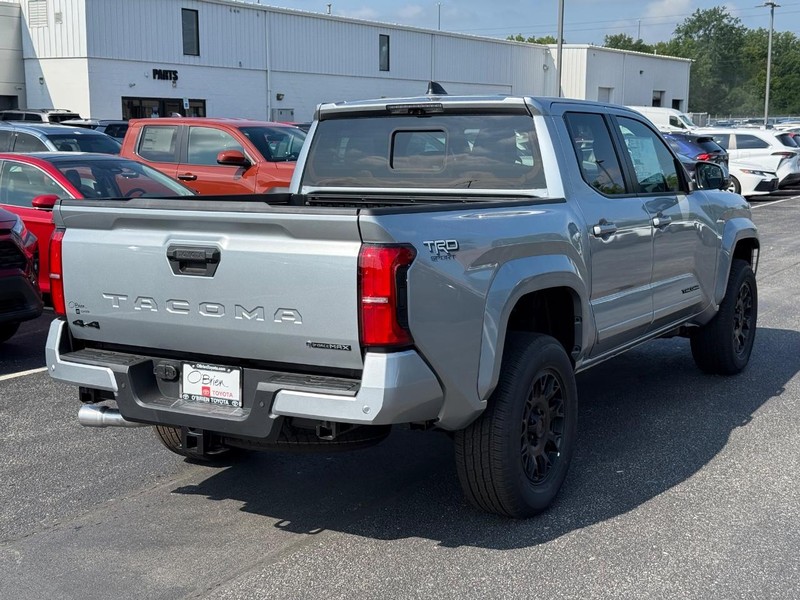 Toyota Tacoma 4WD Hybrid Vehicle Image 03