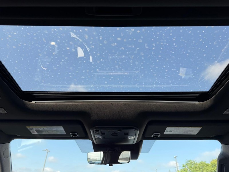 Toyota Tacoma 4WD Hybrid Vehicle Image 05
