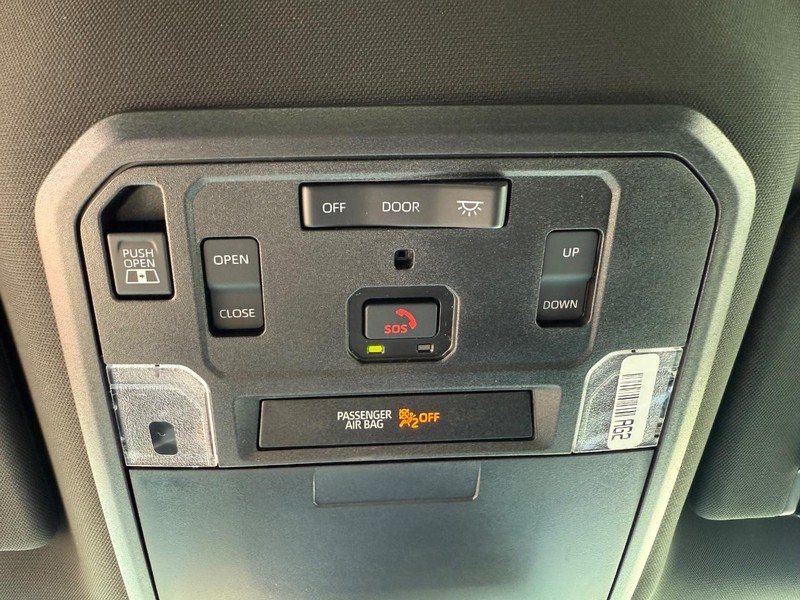 Toyota Tacoma 4WD Hybrid Vehicle Image 17