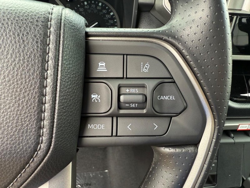 Toyota Tundra 4WD Vehicle Image 08