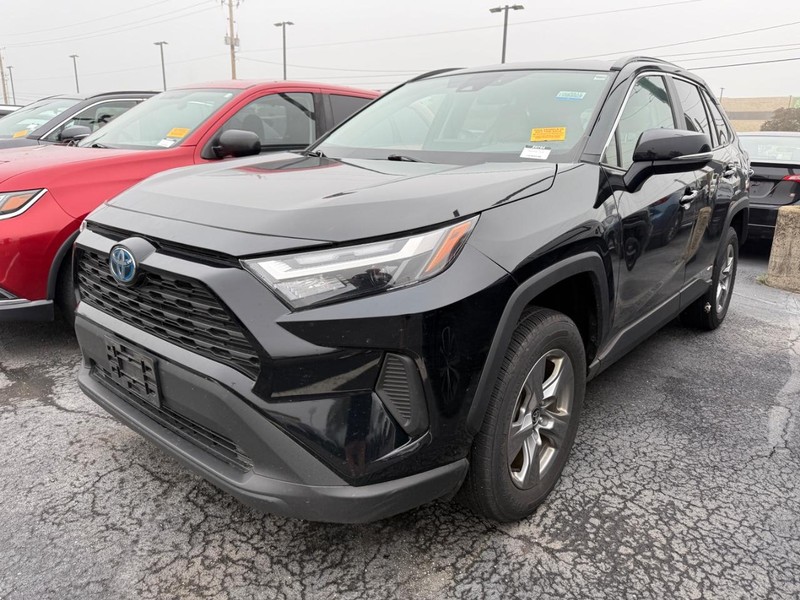 Toyota RAV4 Hybrid Vehicle Image 04