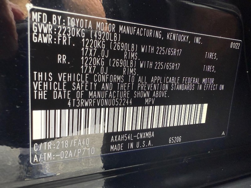 Toyota RAV4 Hybrid Vehicle Image 25