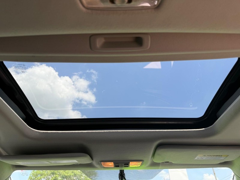 Honda HR-V Vehicle Image 11