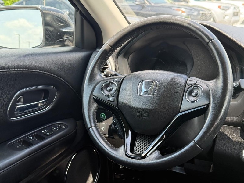 Honda HR-V Vehicle Image 13