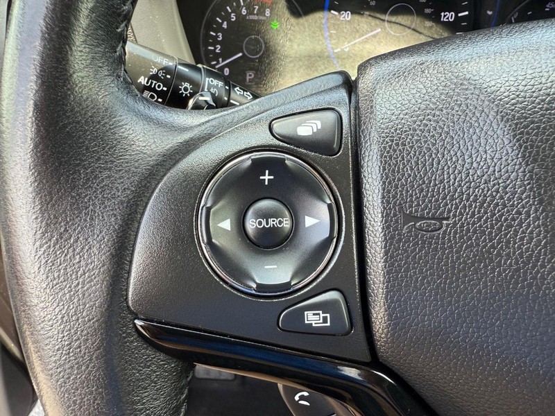 Honda HR-V Vehicle Image 14