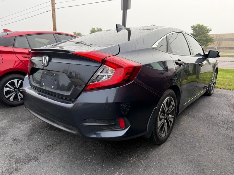 Honda Civic Sedan Vehicle Image 02