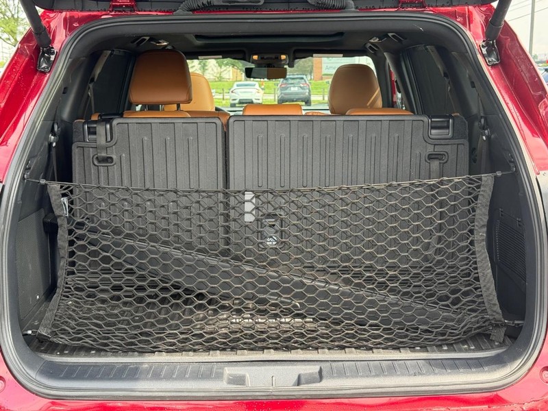 Toyota Highlander Vehicle Image 06