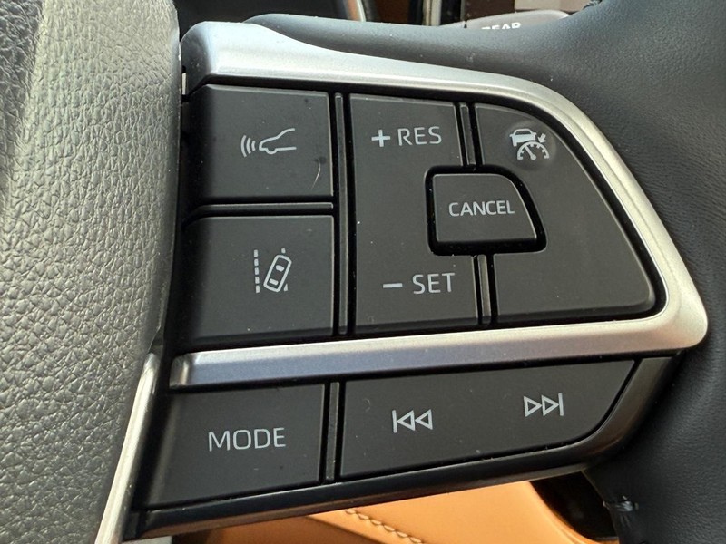 Toyota Highlander Vehicle Image 17