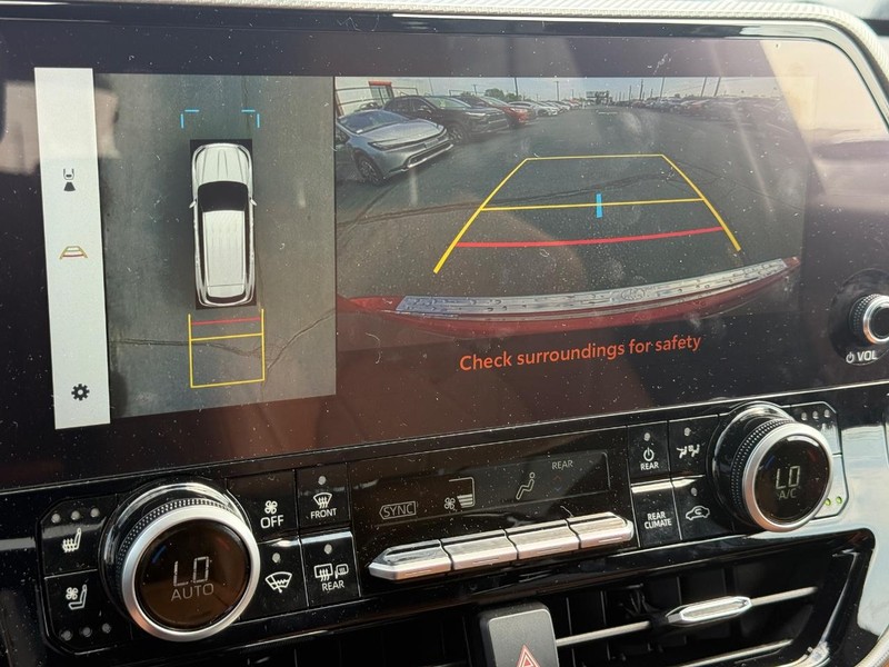 Toyota Highlander Vehicle Image 20