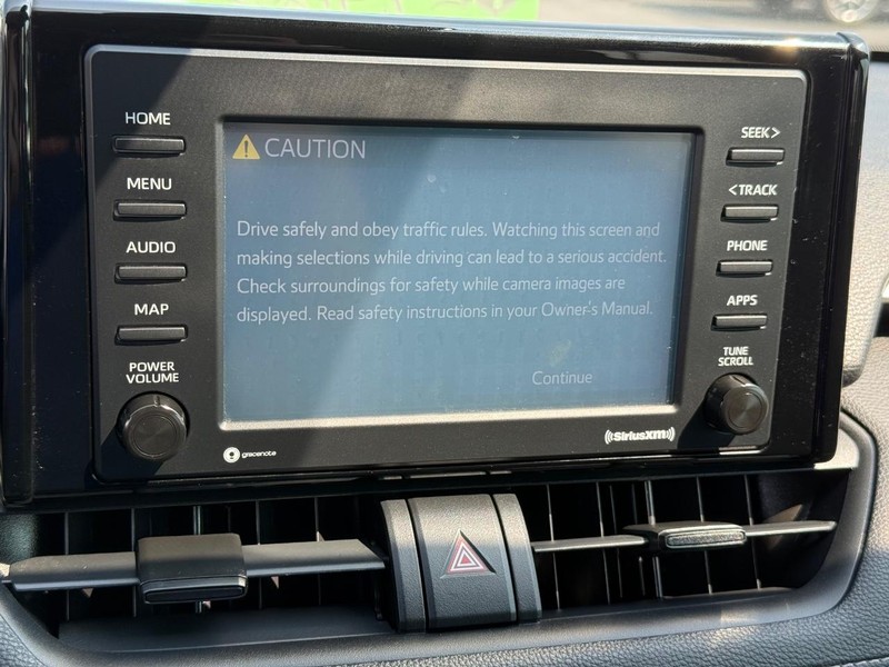 Toyota RAV4 Vehicle Image 16