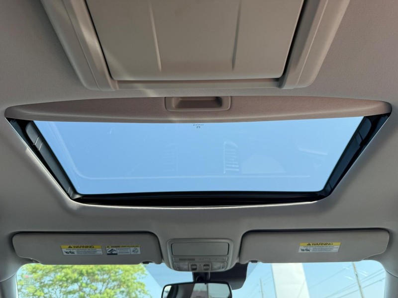 Honda Pilot Vehicle Image 12