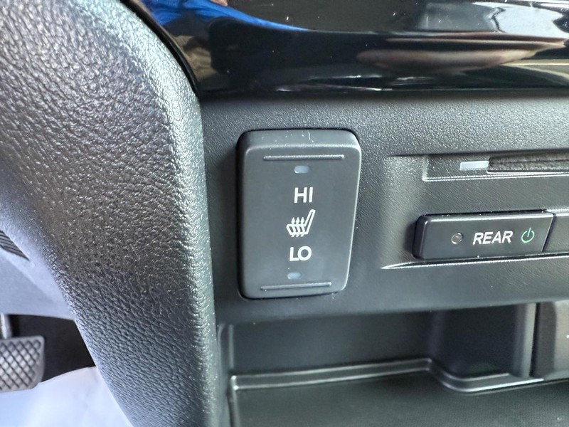 Honda Pilot Vehicle Image 18