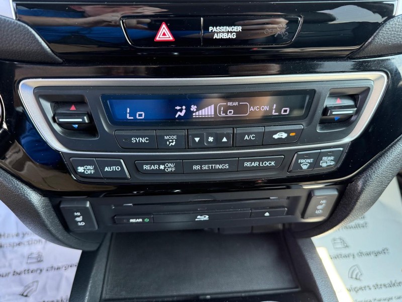 Honda Pilot Vehicle Image 21