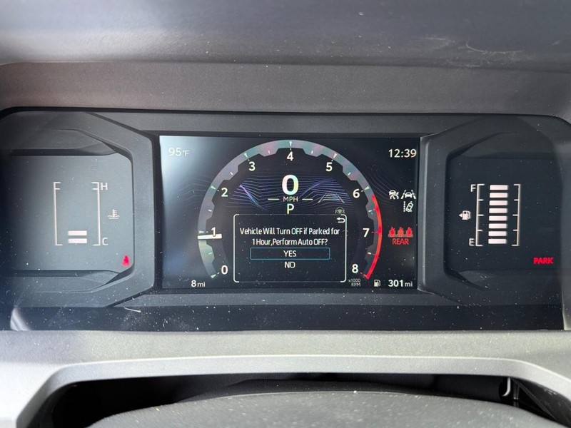 Toyota Tacoma 4WD Vehicle Image 16