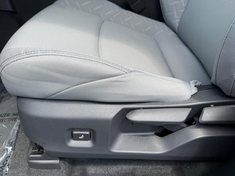 Toyota Tacoma 4WD Vehicle Image 19