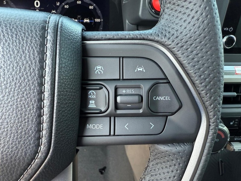 Toyota Tacoma 4WD Vehicle Image 08