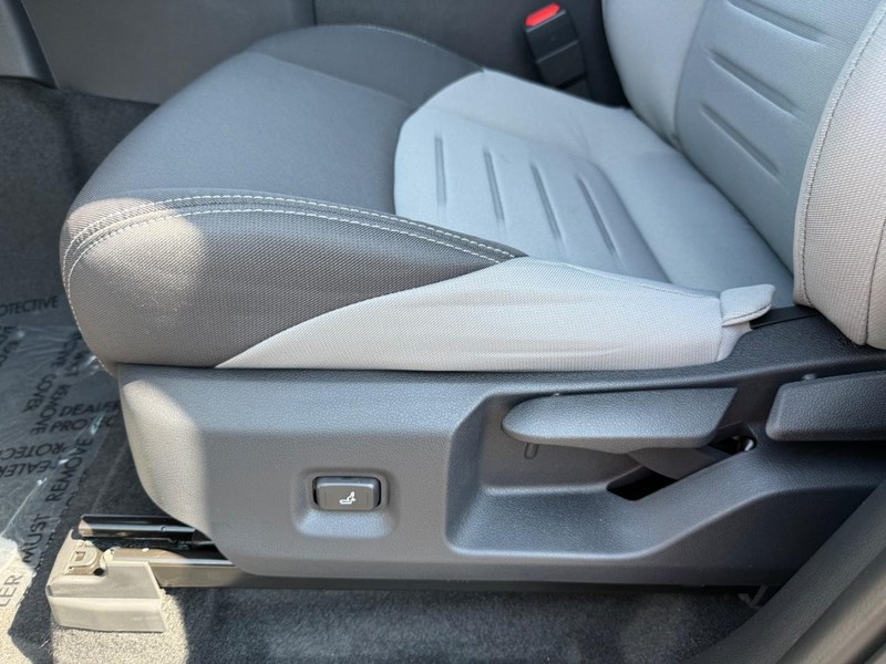 Toyota Tacoma 4WD Vehicle Image 19