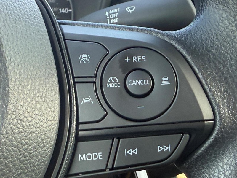 Toyota Corolla Hybrid Vehicle Image 09