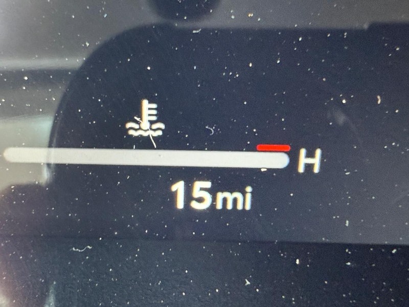 Toyota Camry Vehicle Image 19