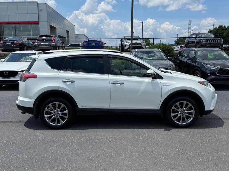 Toyota RAV4 Hybrid Vehicle Image 02