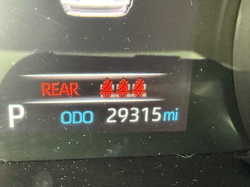 Toyota RAV4 Hybrid Vehicle Image 23