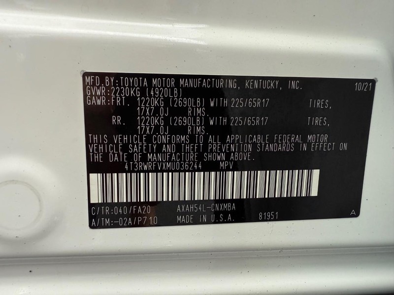 Toyota RAV4 Hybrid Vehicle Image 26