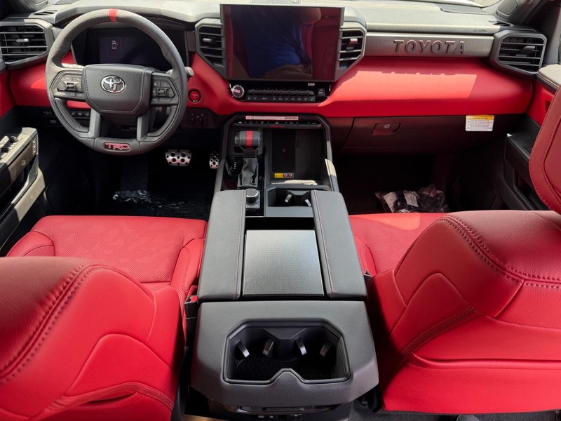 Toyota Tundra 4WD Hybrid Vehicle Image 05