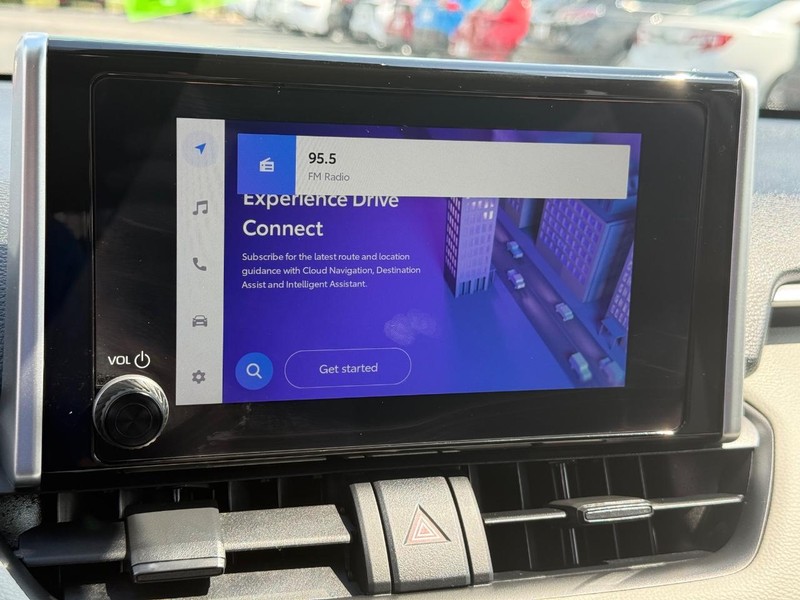 Toyota RAV4 Hybrid Vehicle Image 19