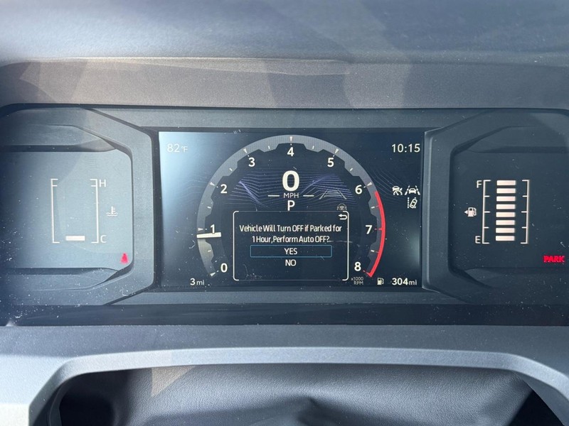 Toyota Tacoma 2WD Vehicle Image 15
