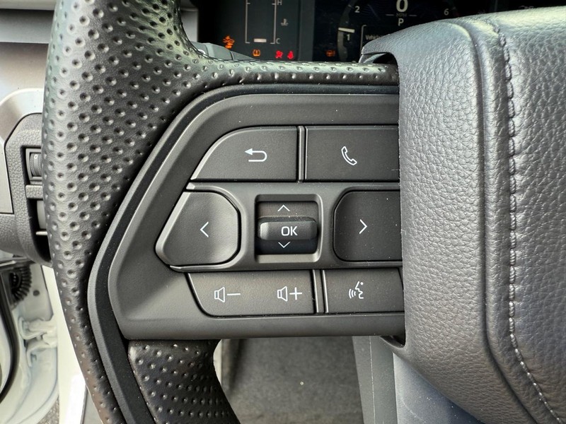 Toyota Tacoma 4WD Vehicle Image 07