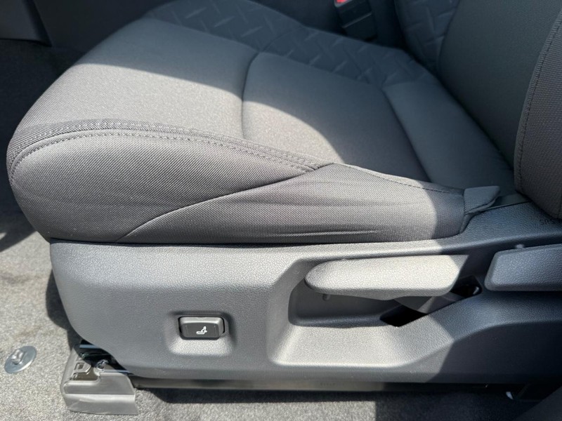 Toyota Tacoma 4WD Vehicle Image 19