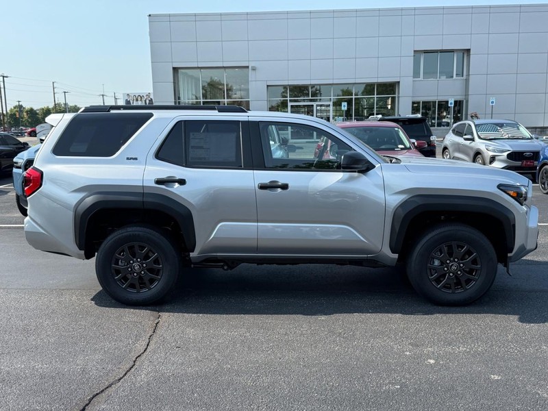 Toyota 4Runner Vehicle Image 02