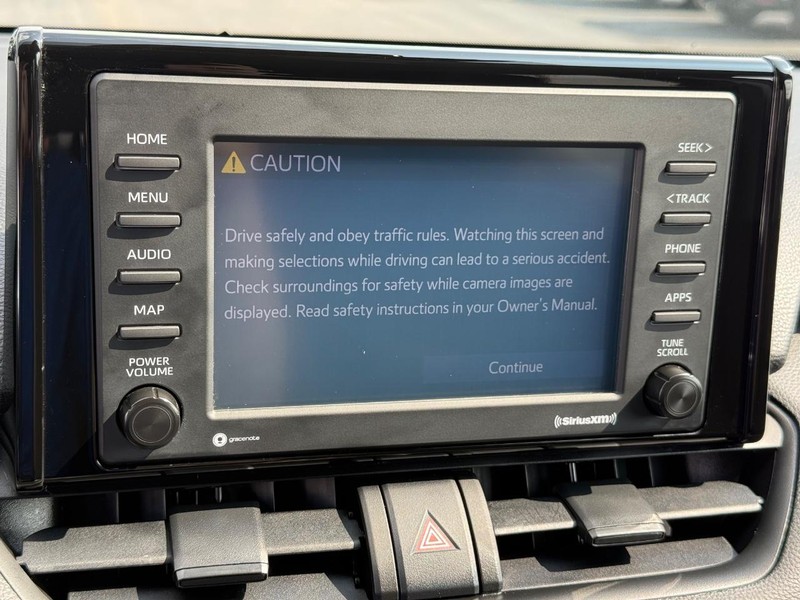 Toyota RAV4 Vehicle Image 19