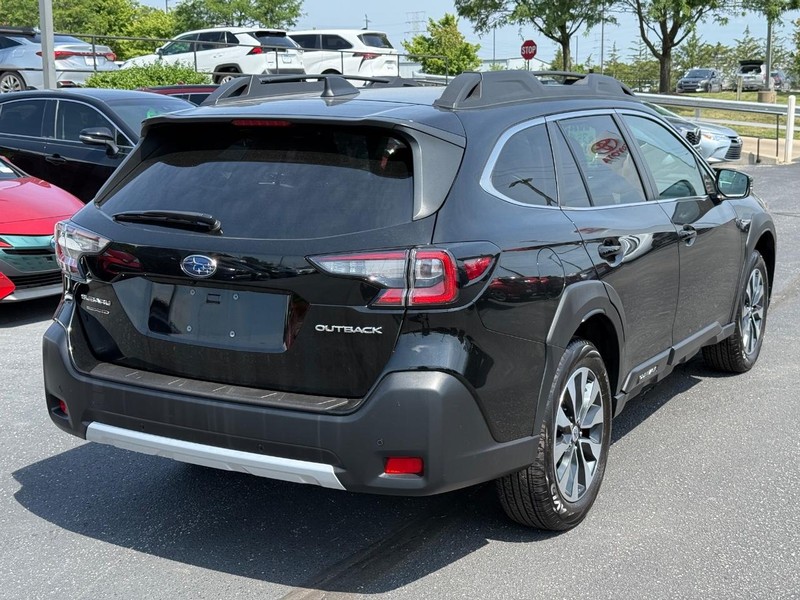 Subaru Outback Vehicle Image 03