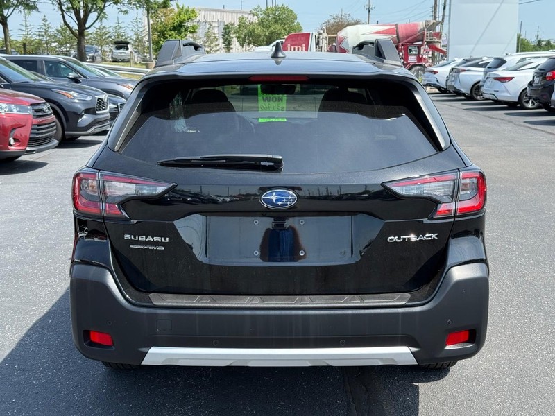 Subaru Outback Vehicle Image 04