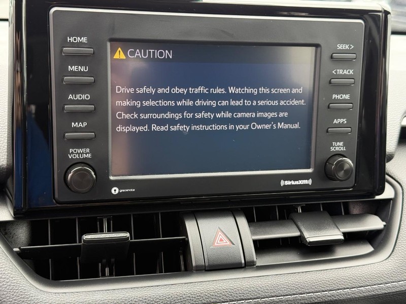 Toyota RAV4 Vehicle Image 15