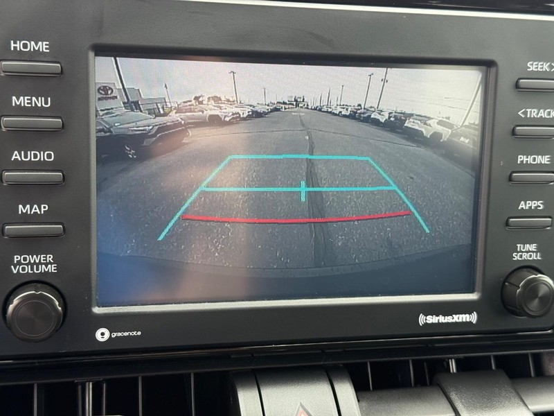 Toyota RAV4 Vehicle Image 16