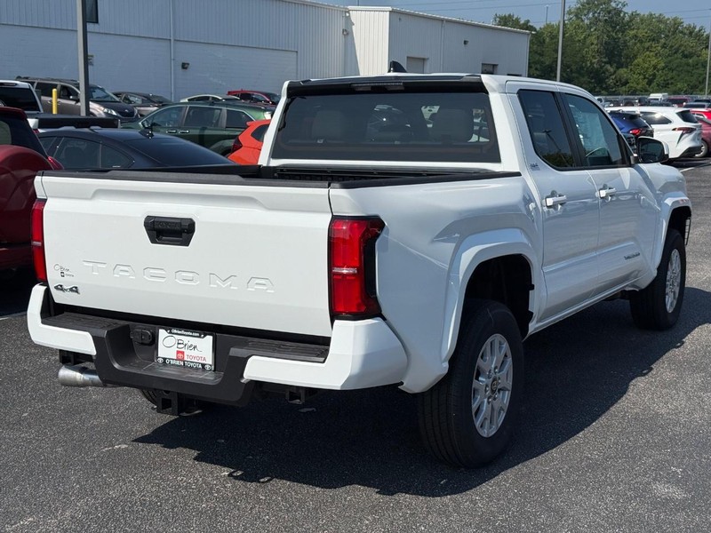 Toyota Tacoma 4WD Vehicle Image 03
