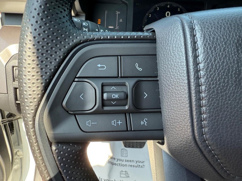 Toyota Tacoma 4WD Vehicle Image 07