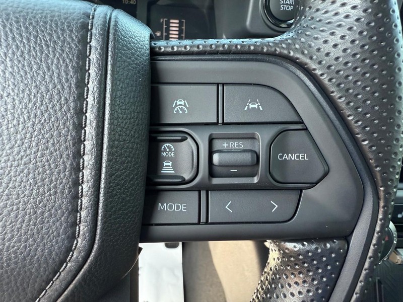 Toyota Tacoma 4WD Vehicle Image 08