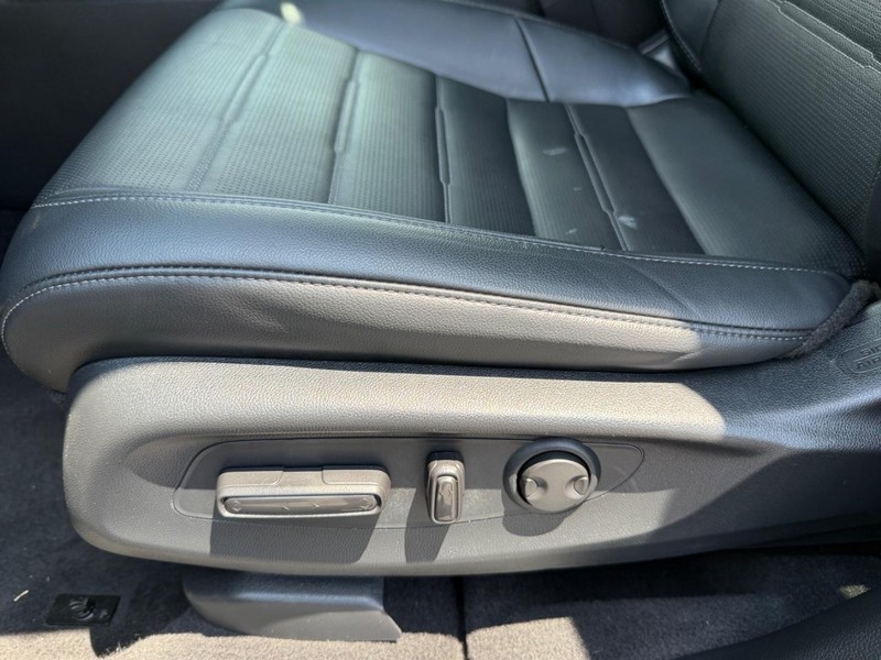 Honda CR-V Vehicle Image 27