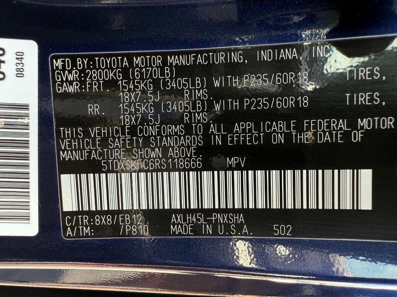 Toyota Sienna Vehicle Image 30