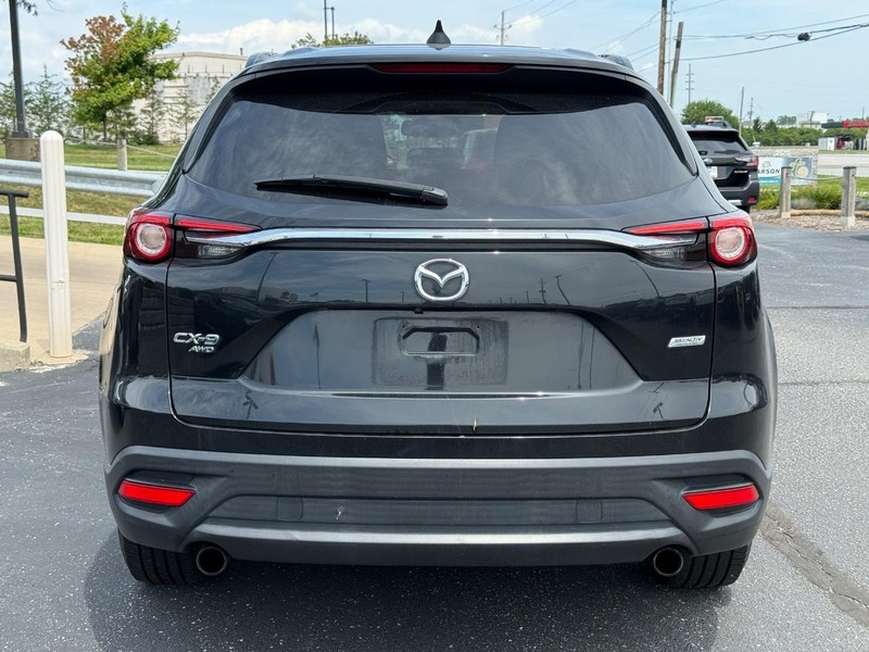 Mazda CX-9 Vehicle Image 04
