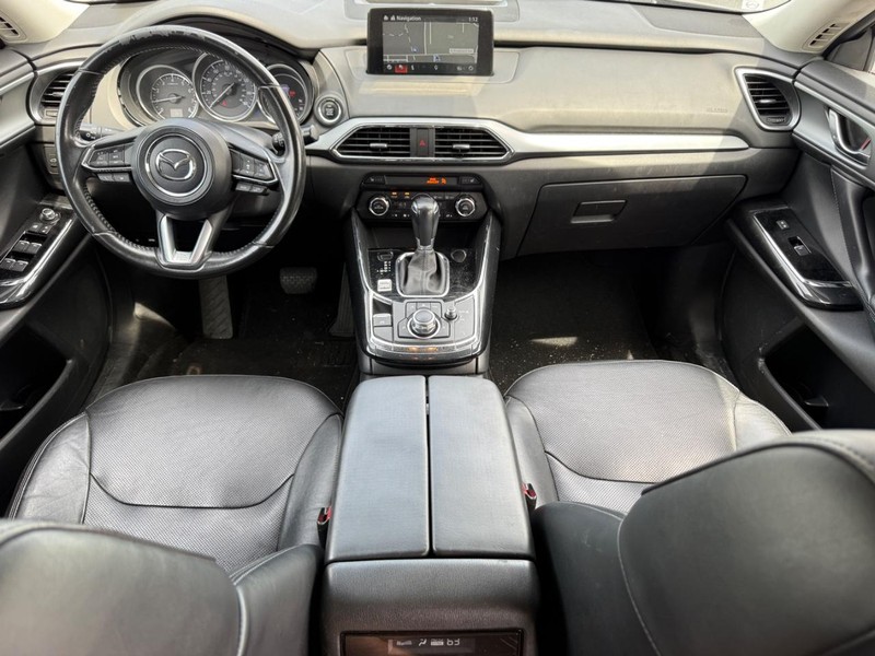 Mazda CX-9 Vehicle Image 12