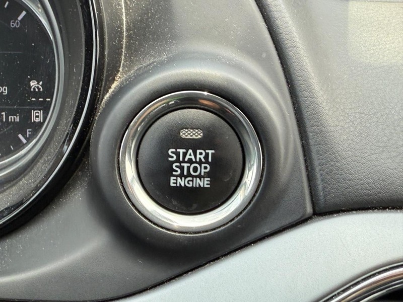 Mazda CX-9 Vehicle Image 16