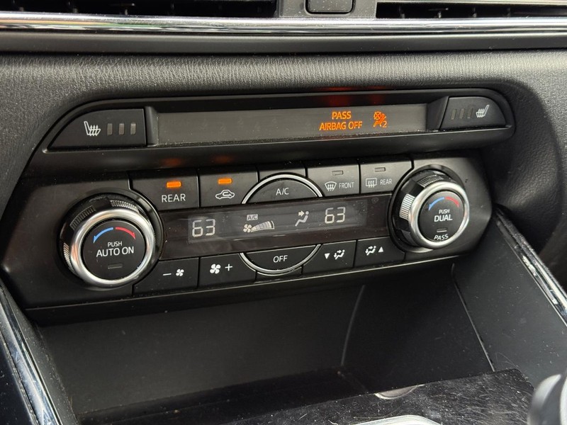 Mazda CX-9 Vehicle Image 19