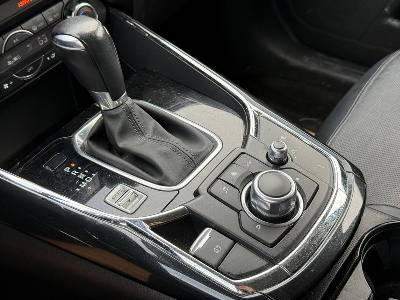 Mazda CX-9 Vehicle Image 20