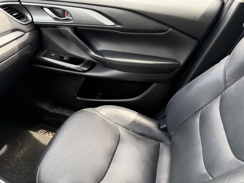 Mazda CX-9 Vehicle Image 21